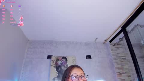 Snapshot of katniss_lovee_ chatting on September 18, 6:37 am .... Katniss .... online show from September 18, 6:37 am