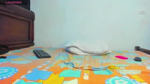 Marce online show from February 17, 3:53 pm