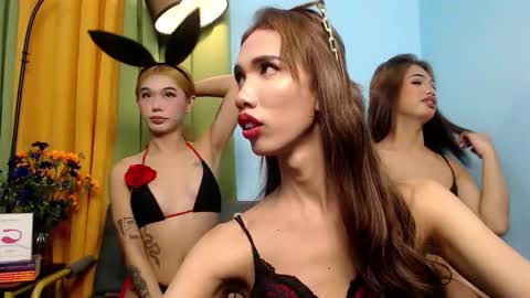 katrinetrixie online show from October 28, 12:14 am