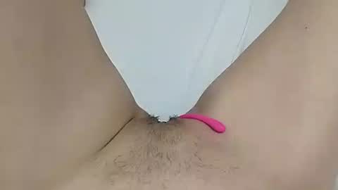 katrina  dont forget to give me thumbs up online show from January 4, 7:44 pm