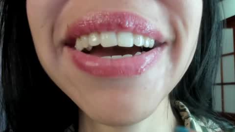 Snapshot of katty_mouth chatting on January 29, 8:35 pm Katty online show from January 29, 8:35 pm