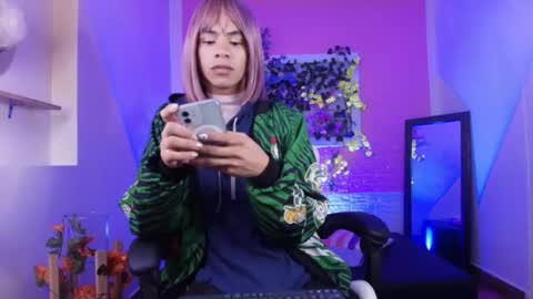 Snapshot of katy_bratz chatting on October 6, 12:52 am Katy online show from October 6, 12:52 am