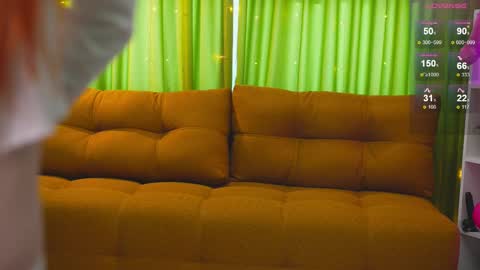 Snapshot of katy_ethereal chatting on February 24, 5:43 am Katy - online show from February 24, 5:43 am