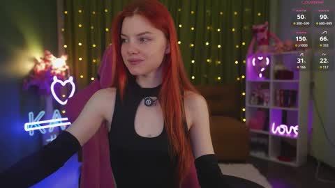 Snapshot of katy_ethereal chatting on October 2, 2:18 am Katy - online show from October 2, 2:18 am