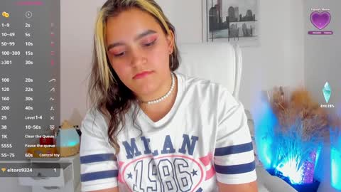 Katy online show from December 11, 8:28 pm