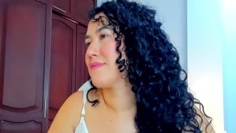 Snapshot of katyajhonss chatting on January 9, 10:41 pm KATYAJHONSS online show from January 9, 10:41 pm