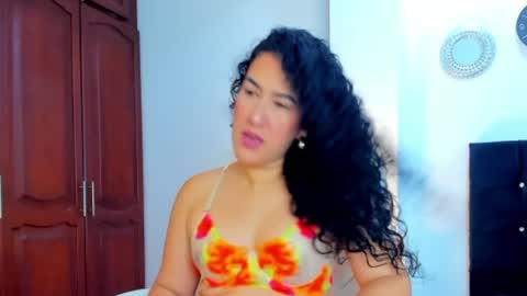 Snapshot of katyajhonss chatting on January 12, 10:12 pm KATYAJHONSS online show from January 12, 10:12 pm