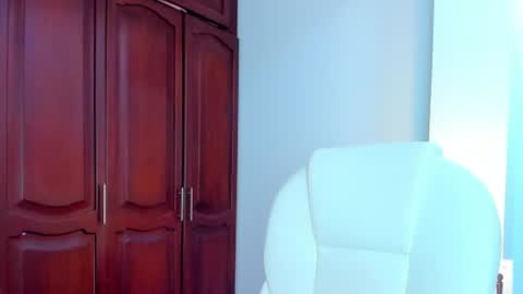 Snapshot of katyajhonss chatting on January 16, 9:19 pm KATYAJHONSS online show from January 16, 9:19 pm