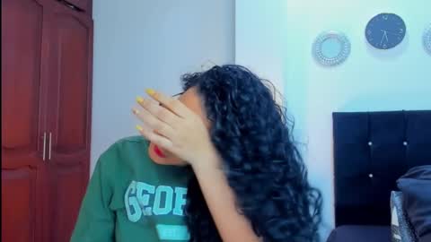 Snapshot of katyajhonss chatting on February 16, 10:32 pm KATYAJHONSS online show from February 16, 10:32 pm