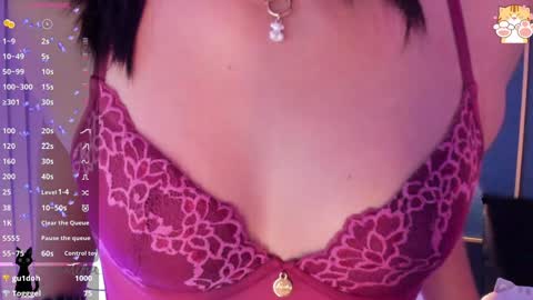 Snapshot of katyivanov chatting on January 15, 11:19 pm Katya online show from January 15, 11:19 pm