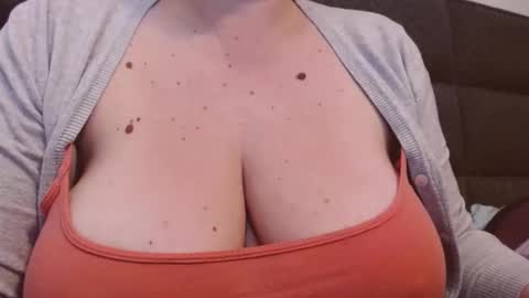 Katy online show from December 2, 3:58 pm