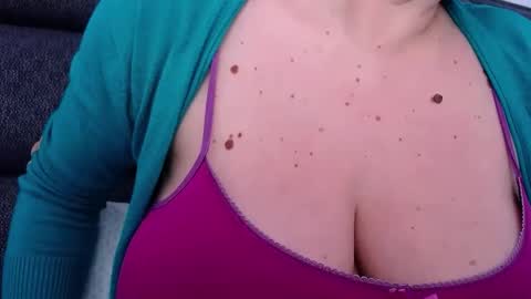 Katy online show from February 17, 9:24 am