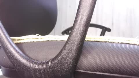  Khawit  online show from February 7, 2:37 pm