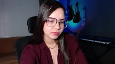 Kay online show from January 25, 4:34 am