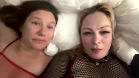 Snapshot of kay_la chatting on October 16, 4:13 am kay_la online show from October 16, 4:13 am