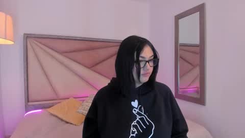 kaylahank online show from September 26, 11:36 am