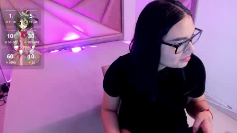 kaylahank online show from December 3, 11:52 am