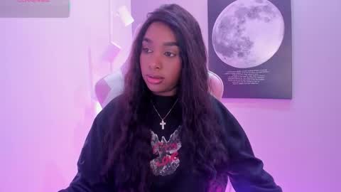 kaylaprince_ online show from October 29, 1:35 pm