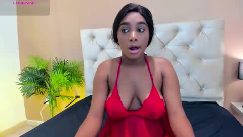 kaylaprince_ online show from November 18, 2:54 pm