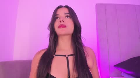 Kayla online show from February 4, 1:56 am