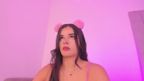 Kayla online show from February 5, 1:15 am