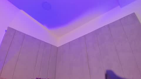 Kayla online show from December 1, 7:08 pm