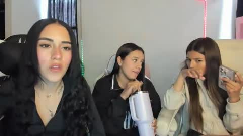 Snapshot of kaylie_xxx chatting on February 14, 6:40 pm kaylie online show from February 14, 6:40 pm