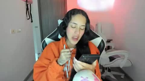 Snapshot of kaylie_xxx chatting on September 29, 11:15 am kaylie online show from September 29, 11:15 am