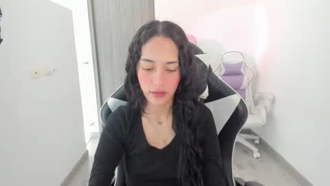 Snapshot of kaylie_xxx chatting on October 11, 1:20 pm kaylie online show from October 11, 1:20 pm