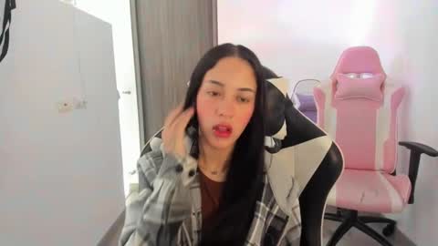 Snapshot of kaylie_xxx chatting on October 30, 11:55 am kaylie online show from October 30, 11:55 am