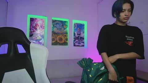 Kayra online show from October 30, 11:33 am