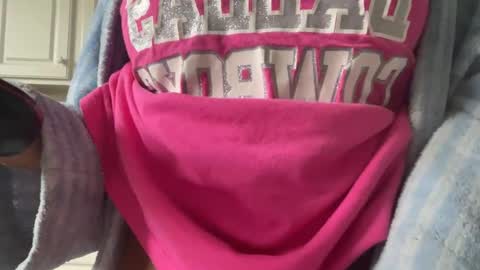 Snapshot of keephimcum69me chatting on September 18, 3:25 pm Keephimcum69me online show from September 18, 3:25 pm