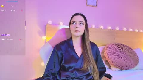 Keidance online show from November 4, 9:58 pm