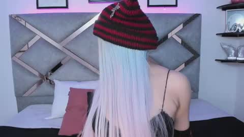 Keidy Monday to Saturday from 200 pm to 810pm  UTC-5 Colombia Time online show from February 18, 7:09 pm