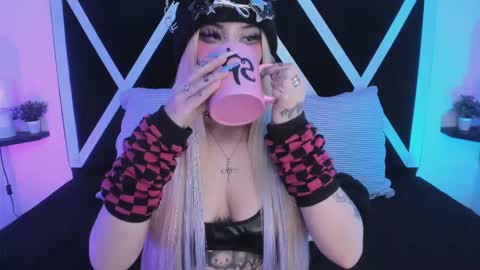 Keidy Monday to Saturday from 200 pm to 810pm  UTC-5 Colombia Time online show from November 21, 8:02 am