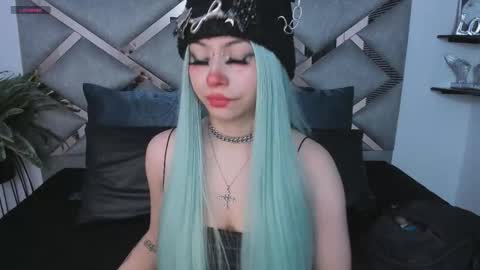 Keidy Monday to Saturday from 200 pm to 810pm  UTC-5 Colombia Time online show from November 25, 7:25 pm