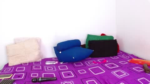 Snapshot of keilasweet1 chatting on December 22, 8:25 pm keila online show from December 22, 8:25 pm