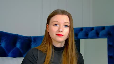 Keira online show from February 8, 6:33 am