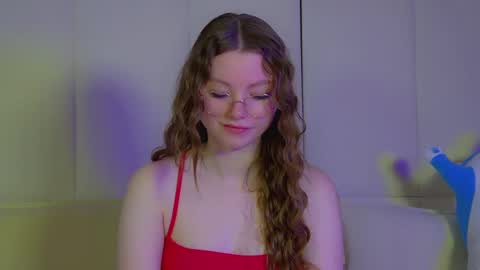 Keira online show from March 8, 6:10 am