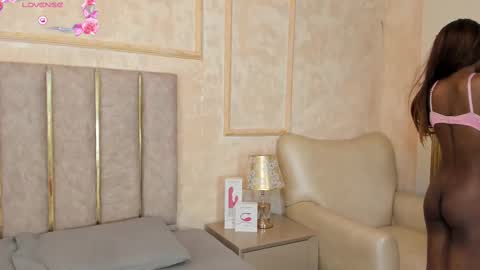 keirahartz online show from February 28, 3:48 am