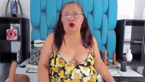   online show from February 23, 12:48 pm