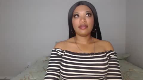 Snapshot of kelliecapri chatting on January 17, 7:08 am Kellie online show from January 17, 7:08 am