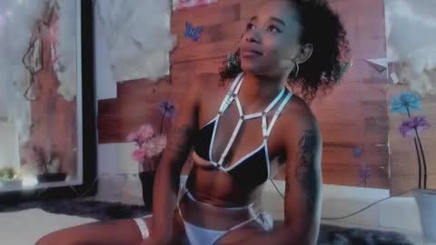 kelly__thomson online show from January 20, 1:18 am