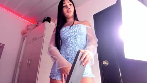 Snapshot of kelly_piink chatting on September 20, 2:56 am Kelly online show from September 20, 2:56 am