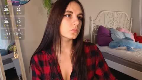 Snapshot of kelly_woods chatting on September 23, 11:13 am Kelly online show from September 23, 11:13 am