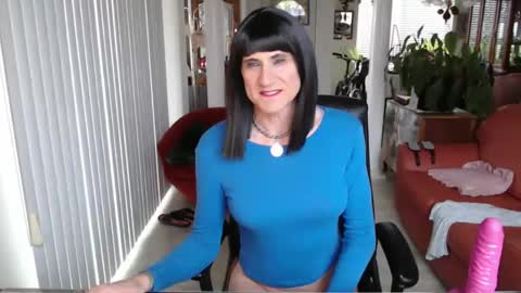 kellyanne Lynn but please call me fucktoy online show from January 4, 5:16 pm