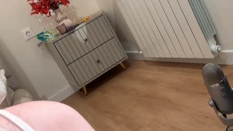 Kelly online show from October 9, 9:18 am