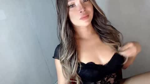 Snapshot of kellyclarksonx chatting on March 5, 2:46 am its me KELLY online show from March 5, 2:46 am