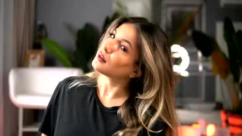 Snapshot of kellymathews chatting on October 8, 1:47 am Denise online show from October 8, 1:47 am