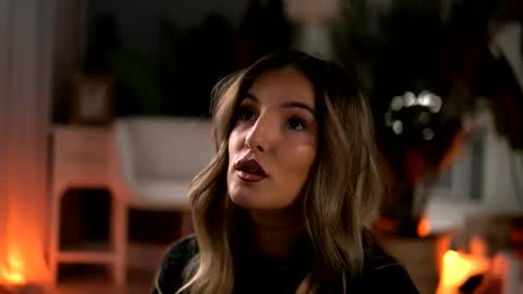 Snapshot of kellymathews chatting on October 14, 2:23 am Denise online show from October 14, 2:23 am